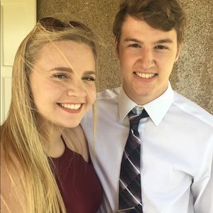 Meet your Posher, Claire